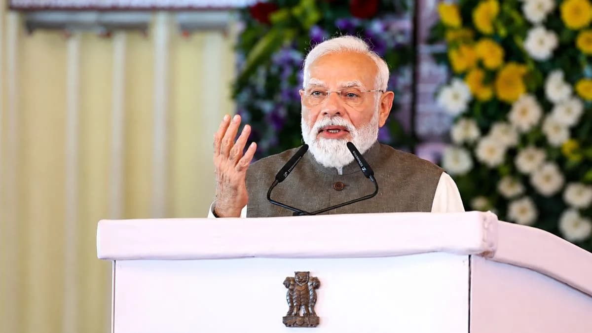 Not Just AI, Not Just Sanskrit: PM Modi Backs a Course That Could Build India’s Next Knowledge Engineers