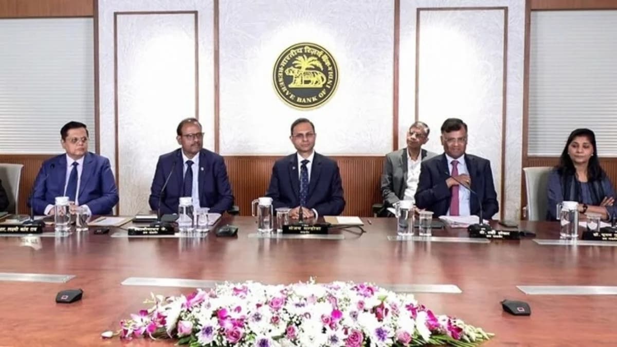 RBI to Withdraw ₹25,000 Crore: Could Banking Liquidity Come Under Pressure?